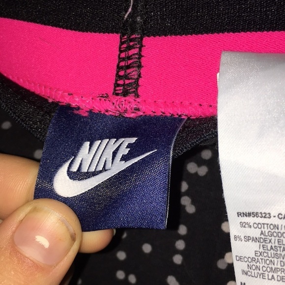 Nike Capri cropped ankle leggings size medium Nike pants workout active wear - Picture 6 of 7